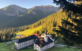 Waldrast Natur Resort